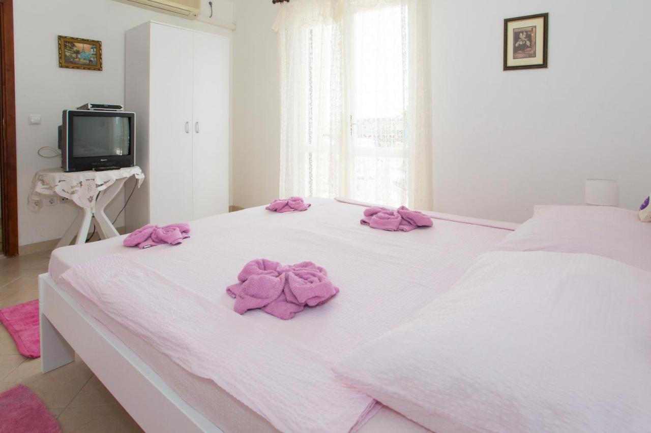 Apartments Mihic Makarska Buitenkant foto