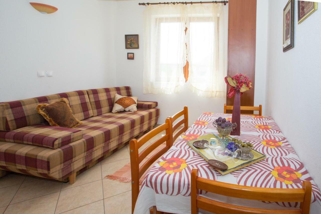 Apartments Mihic Makarska Buitenkant foto